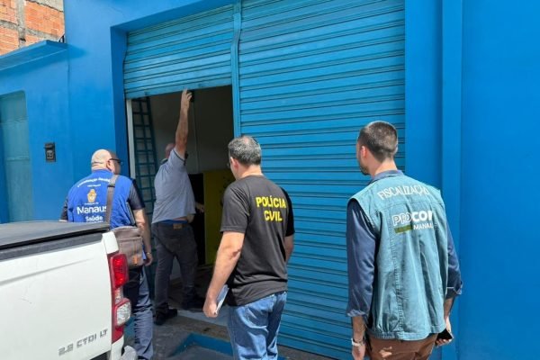 Após denúncia, PC-AM, Procon e Visa Manaus desarticulam loja clandestina de produtos de limpeza na zona Norte