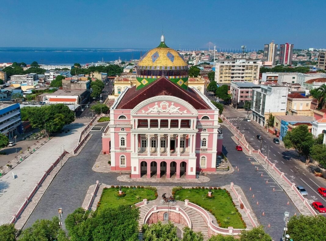 teatroamazonasabre-1536x1138