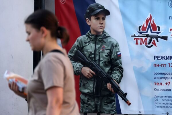 Como a Rússia prepara crianças para as guerras do futuro