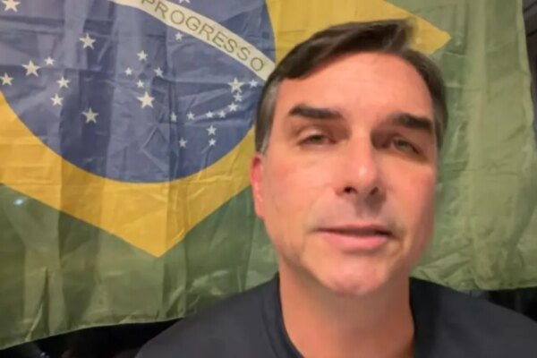 Flávio diz que quer indicar ao STF ministros ‘patriotas’ e contra aborto e drogas