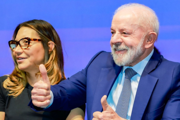 ‘Perdi a Janja depois de 45 anos de casado’, diz Lula ao confundir atual esposa com Marisa