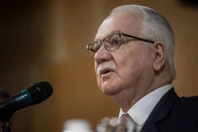 Ministros do STF veem Fachin sem senso de urgência para lidar com escalada da crise