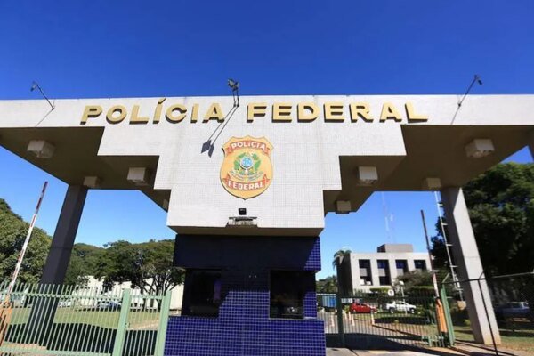 PF diz a Fachin que pode enviar dados de celular de Vorcaro ao STF: ‘Plenas condições’