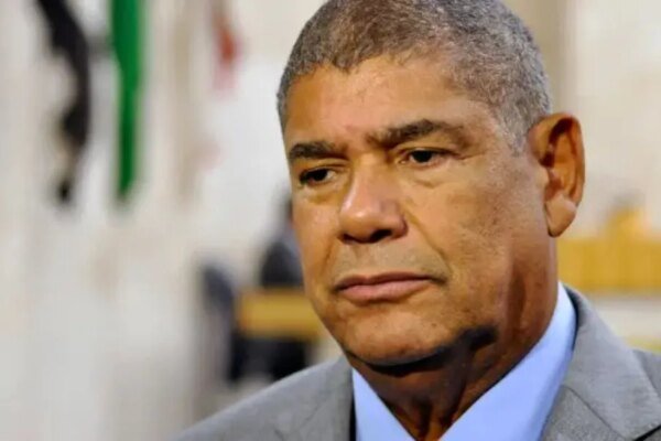 Escritório de Milton Leite é invadido e polícia apura ligação com inquérito