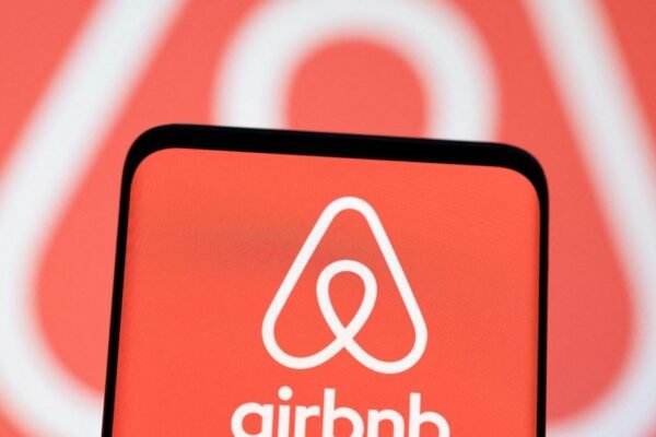 Airbnb cria fundo de US$ 250 milhões para investir na construção de moradias