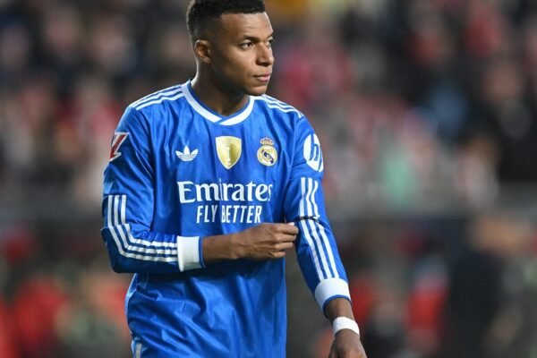 On contrata Mbappé para entrar no mercado de futebol e desafiar Nike e Adidas