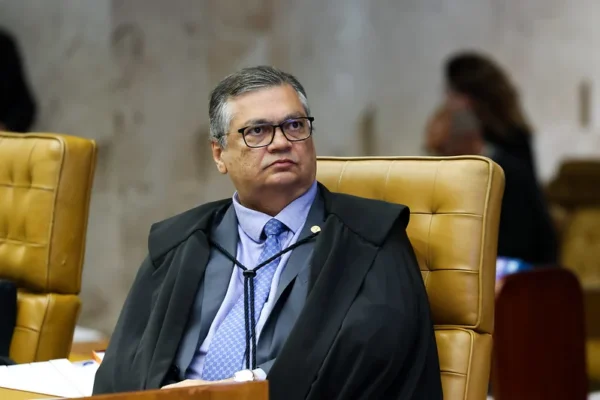 Dino assume relatoria de investigação do Wi-Fi da Prefeitura de SP com produtora de Dark Horse