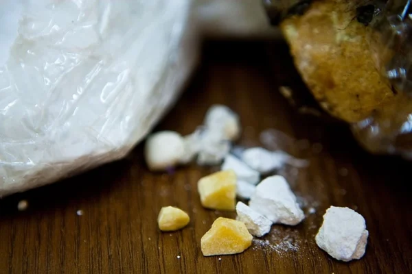 Drogas inéditas são identificadas em amostras de saliva coletadas em festas de São Paulo