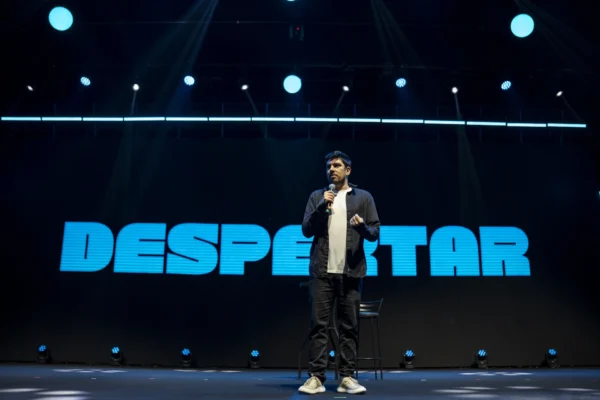 No Despertar 2026, Marcelo Adnet relata ataques virtuais