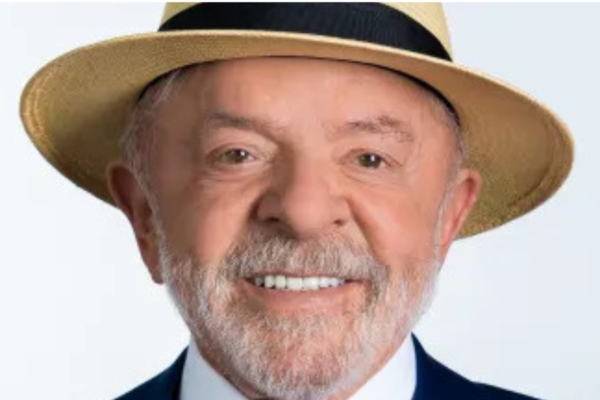 Lula: Dizer que vacina faz a pessoa virar gay ou virar jacaré é crime