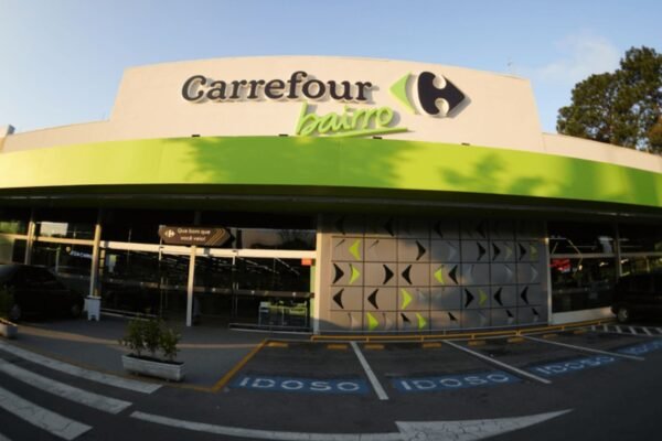 Carrefour vende 80% das ‘lojas Bairro’ ao Grupo Pereira e encolhe presença em supermercados