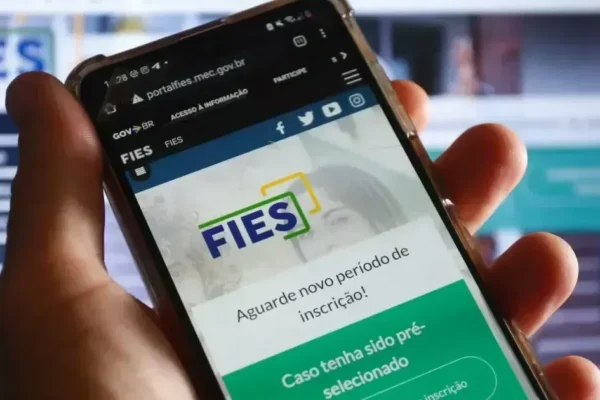 Desenrola Fies 2026 renegocia R$ 7,39 bilhões em dívidas, afirma MEC