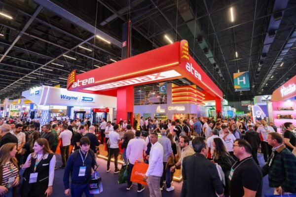 Atem lança linha própria de lubrificantes na ExpoPostos 2026, em São Paulo