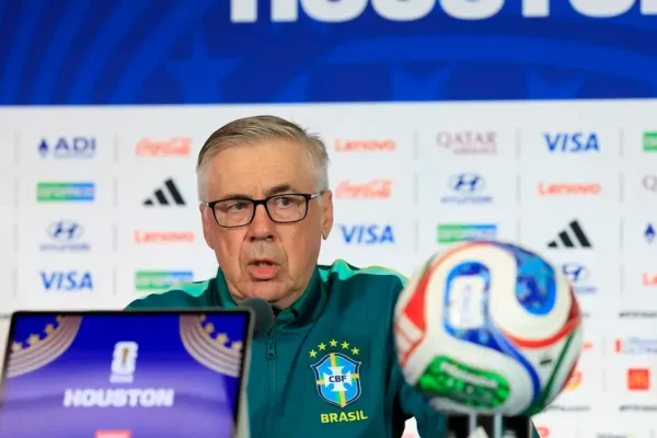 Ancelotti fará 1ª convocação da Seleção após a Copa do Mundo no dia 9 de setembro