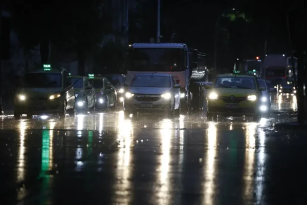 Frente fria aumenta risco de temporais e vendavais no Sudeste e Centro-Oeste