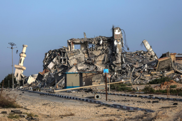 Desabamento de prédio em Gaza deixa pelo menos 21 mortos
