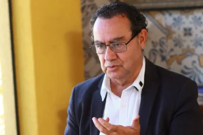 Augusto Cury omitiu negócios nos EUA da Justiça Eleitoral