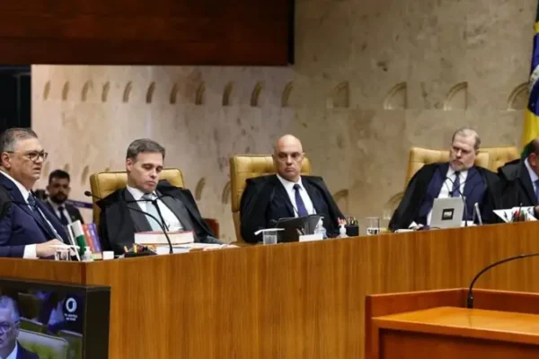 Crise no STF pode influenciar voto de 47% dos eleitores, segundo pesquisa Datafolha