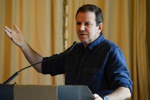Um dos nomes mais influentes da política do RJ, Eduardo Paes tenta governar o estado