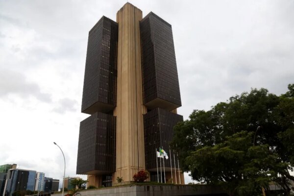Copom: começa reunião com expectativa de nova redução da Selic