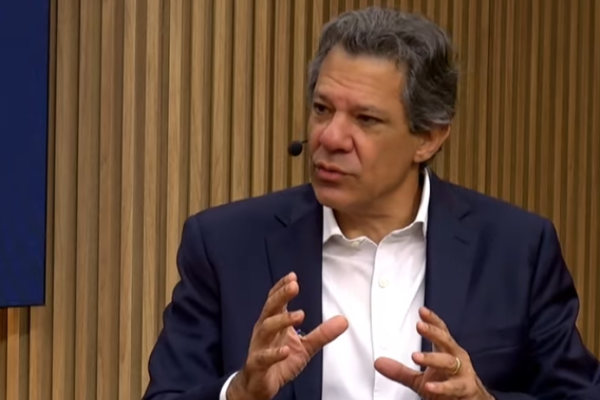 Haddad critica “ganância” da Faria Lima e diz que vai frear privatizações