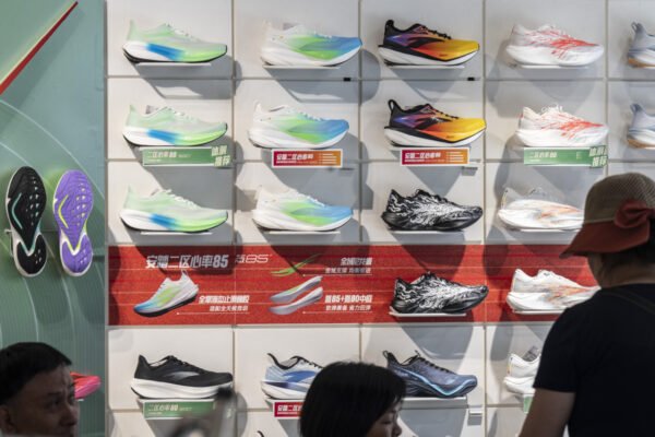 De vendedora de loja a CEO: a executiva que tenta recolocar a Nike no jogo na China