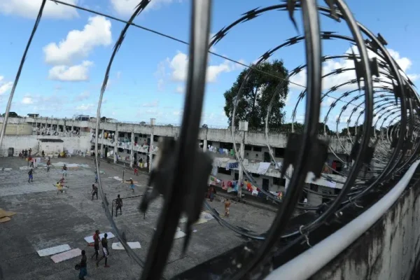 Gasto com sistema prisional recua e maioria dos estados não tem política para ex-detentos