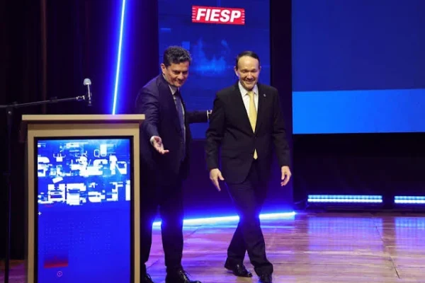 Fiesp defende modelo inconstitucional de Bukele na segurança e afaga candidatos da direita