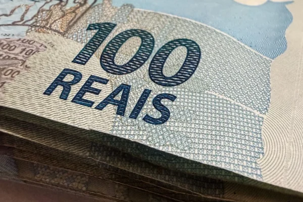 Orçamento de 2027 tem estimativa de superávit de R$ 83,4 bilhões