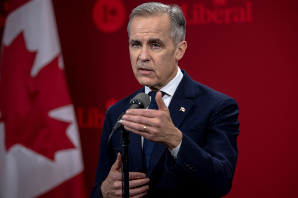 França, Canadá, EUA e China devem “unir forças” por uma IA “segura”, diz premiê canadense