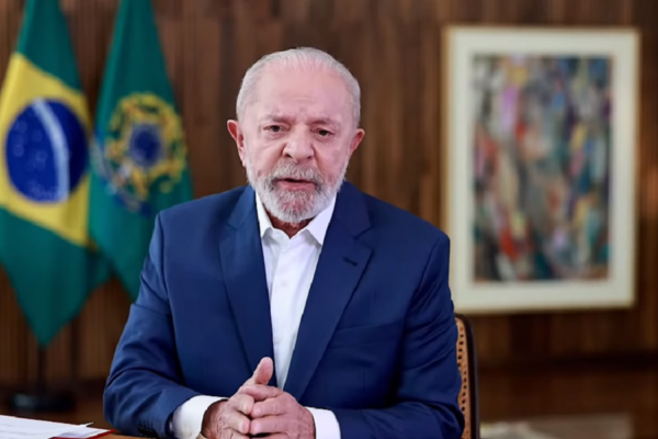 Governo Lula é considerado ruim ou péssimo por 42% dos eleitores, diz Datafolha