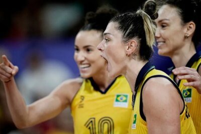 Com retorno da capitã após lesão, Brasil arrasa Venezuela no Sul-Americano de vôlei feminino