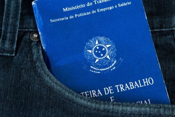 Fim da escala 6×1: como fica quem já trabalha 5×2 e quais setores sentem mais