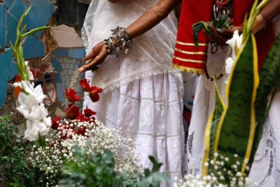 Bolsonaristas atacam religiões afro-brasileiras para evocar guerra espiritual contra Flávio