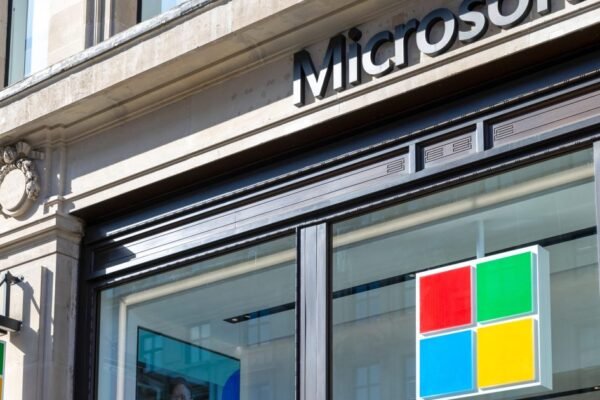 Microsoft ganha US$ 1 trilhão em valor de mercado em três meses