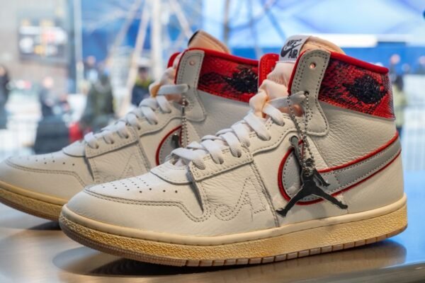 Nike muda estratégia da Jordan para tentar recuperar o interesse pelos tênis