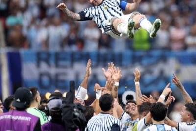 A Adidas gastou uma fortuna em marketing para a Copa do Mundo. Agora vem a parte difícil