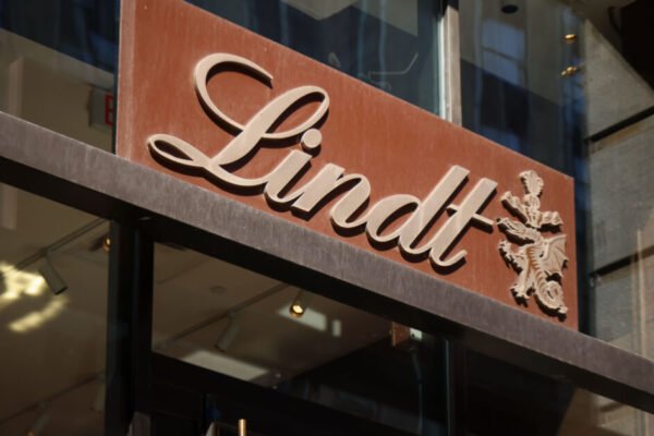 CEO da Lindt deixa cargo em meio à piora dos resultados da fabricante suíça de chocolates
