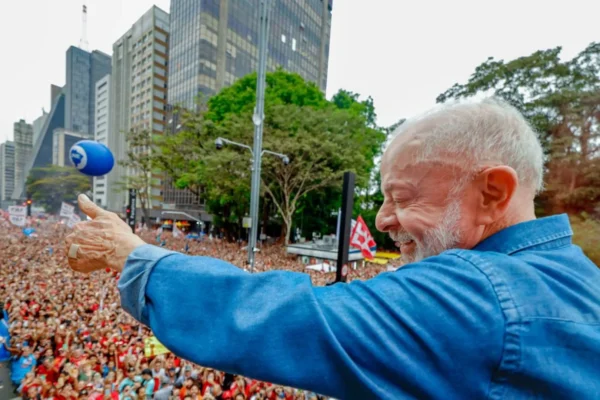 Lula, a matemática da virada: da Avenida Paulista às urnas