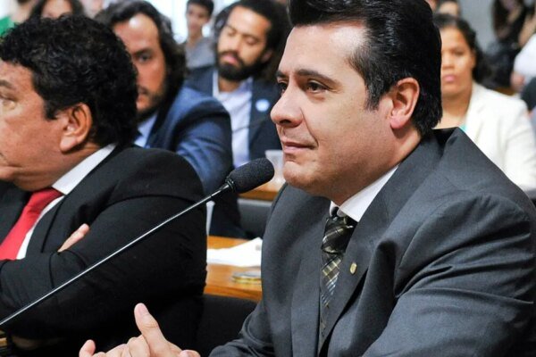 Deputado Marcelo Aguiar, do PL, é preso após disparo de arma de fogo em casa noturna de SP