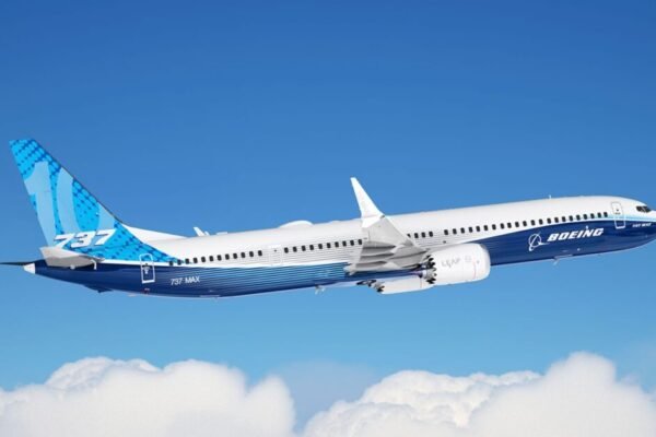 Boeing recebe aval para maior 737 após seis anos de espera e acirra disputa com Airbus