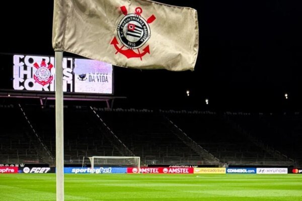 Corinthians: Justiça suspende divulgação de patrocínio de conteúdo adulto