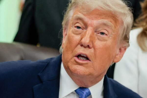 Trump diz que doença misteriosa fatal na Rússia não deve ser arma biológica