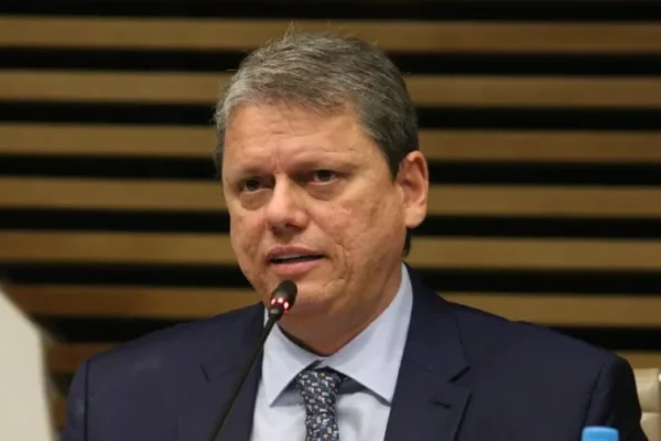 Maior doador de Tarcísio é herdeiro de família do MT com fazendas sobrepostas à TI Piripkura