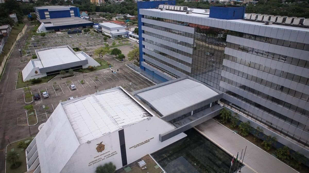Fachada oficial da Assembleia Legislativa do Estado do Amazonas em Manaus. Foto: Divulgação / Aleam