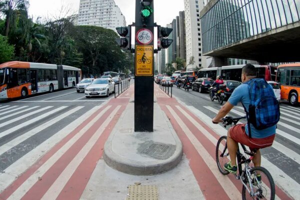 Prefeitura de SP veta evento de Lula na Avenida Paulista na véspera da eleição