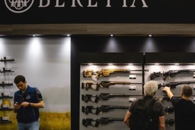 Beretta, fabricante de armas mais antiga do mundo, avança nos EUA