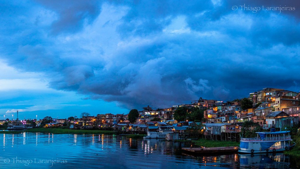 Chuva forte e alagamento em ruas de Manaus nesta tarde. Foto: Reprodução / Flickr