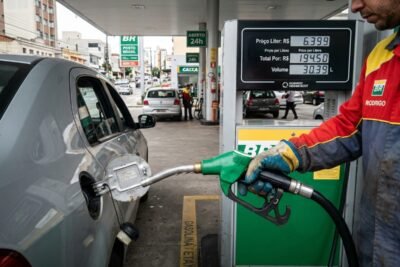 Inflação de combustíveis acelera e puxa preços no país