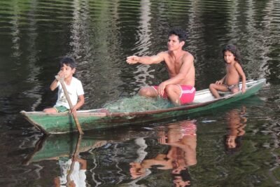 Comunidades isoladas no AM: como a seca afeta saúde e água